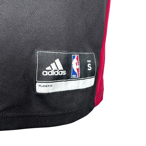 Adidas Miami Heat LeBron James #6 Jersey Men’s Small Red Black V-Neck Pullover - Picture 6 of 11